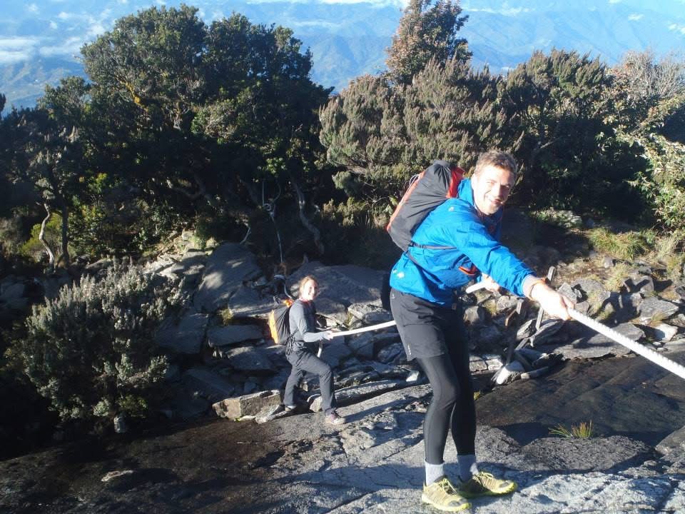 Clmbing Mount Kinabalu